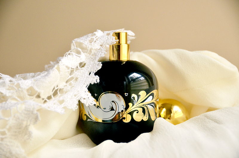 Jak Wybrac Perfumy Na Slub Blog O Perfumach Pachnace Historie